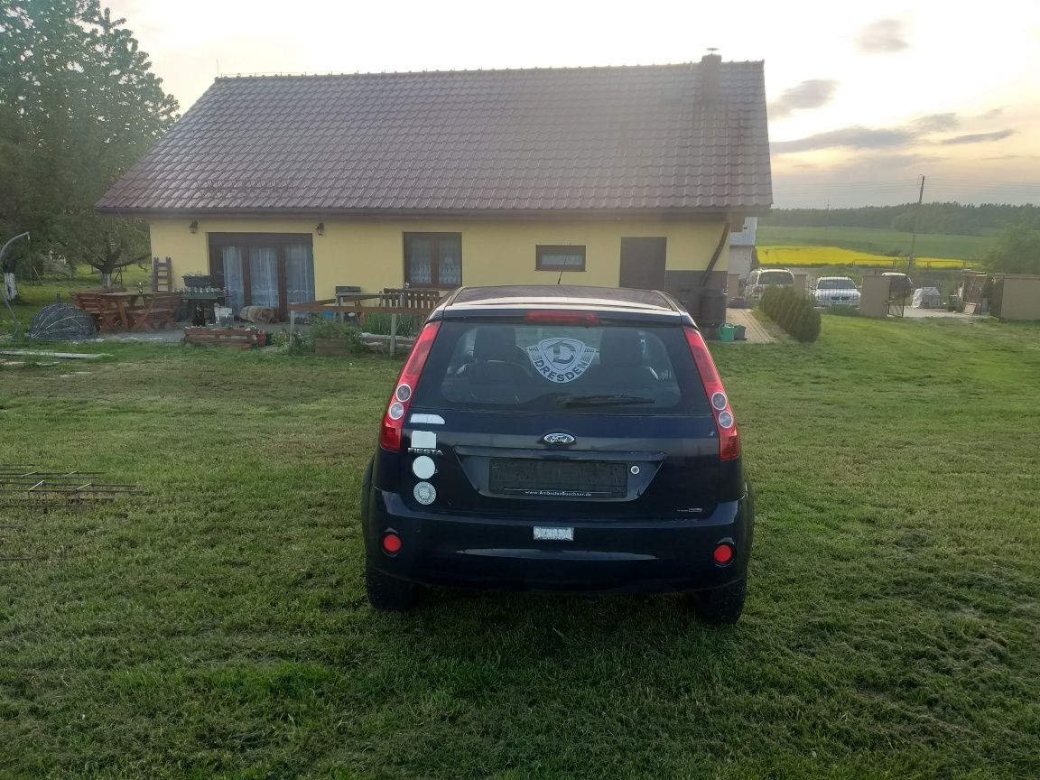 Ford fiesta 08r 1.3b Klima ładna