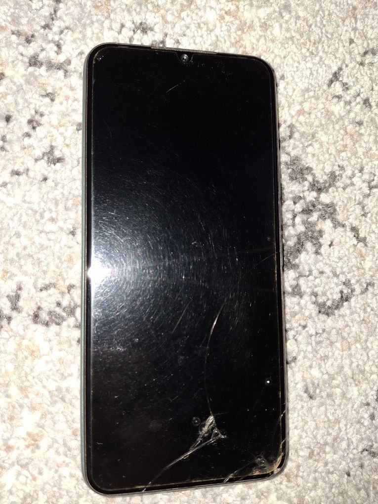 Телефон tecno spark 7