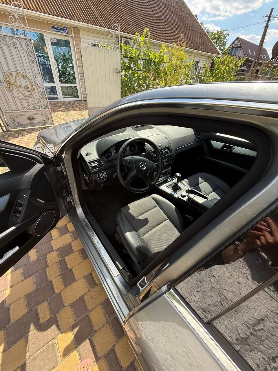 Продам mercedes-benz C320 W204