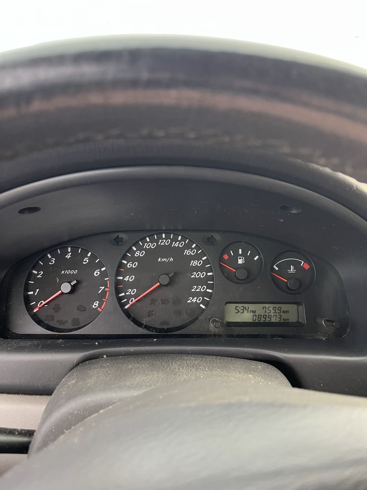 Nissan almera 1.5