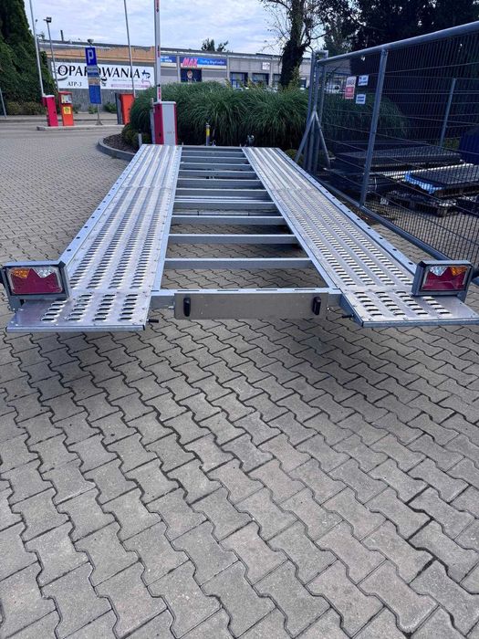 Laweta Lorries  PLI35-5521 Zintegrowany najazd, Dostępna od ręki