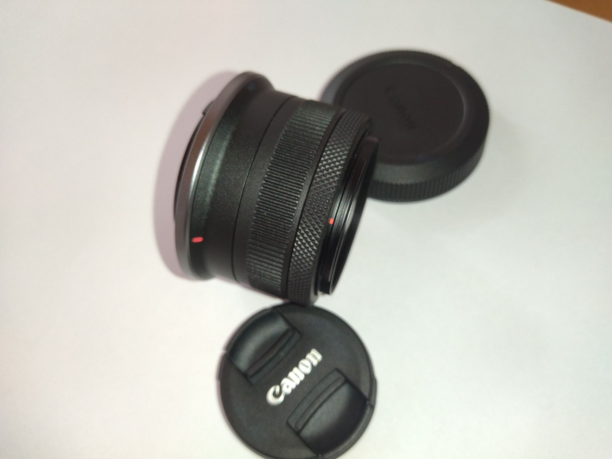 Canon RF-s 18-45