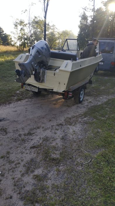 Продам катер Крим 3 з двигуном Хонда 50