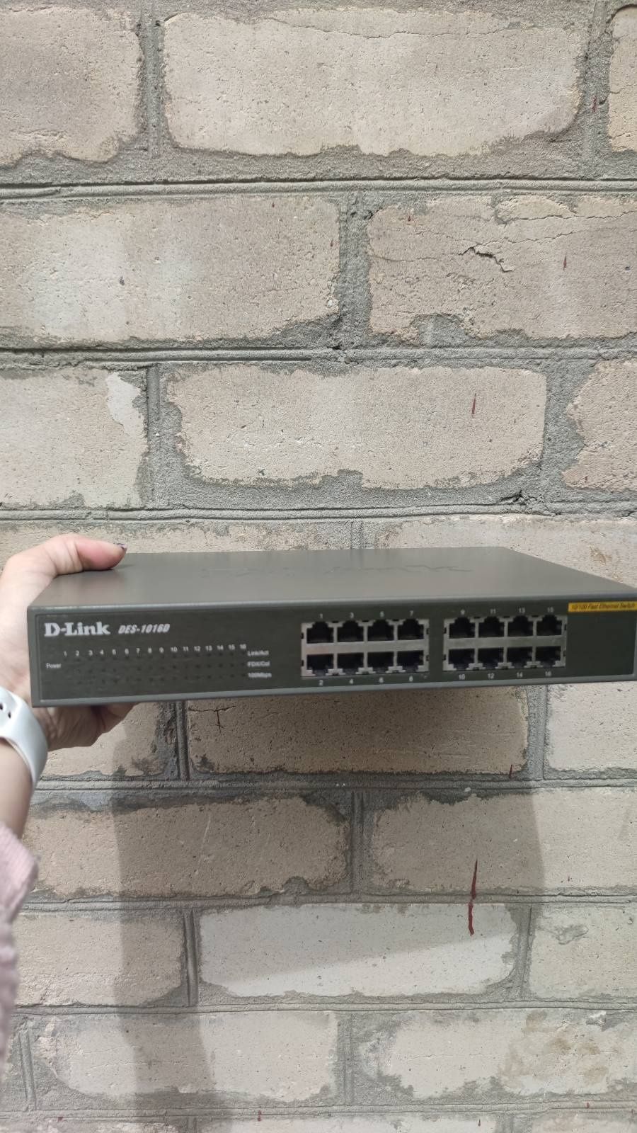 Коммутатор локальної мережі (Switch) D-Link DES-1016D/E