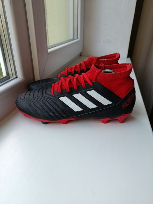 Бутси ADIDAS PREDATOR 18.3 розмір 41