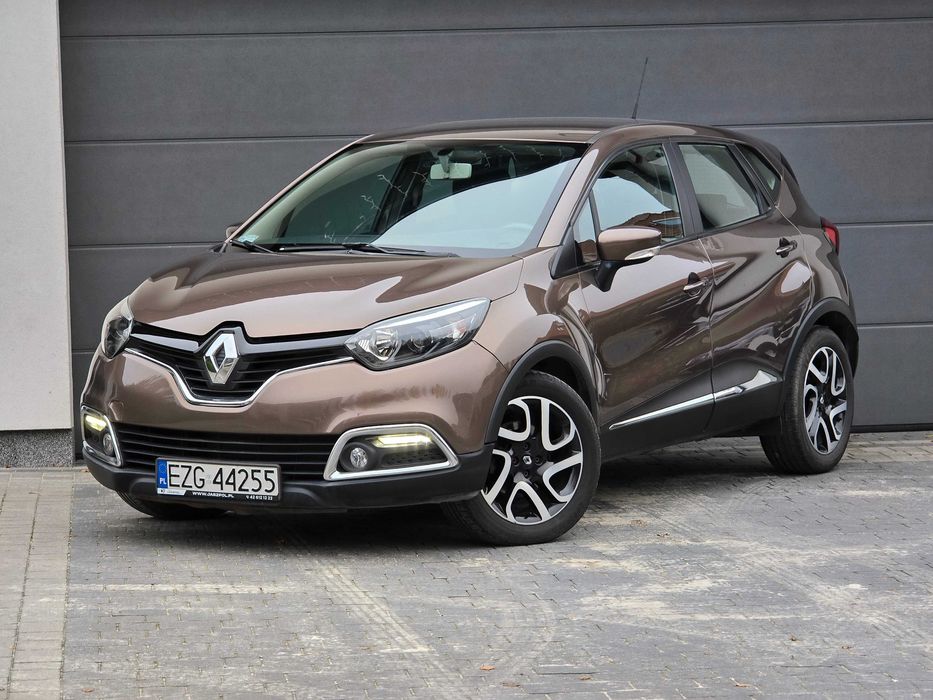 Renault Captur 1,5 dCi 105KM bogata wersja stan bdb 8 lat w rodzinie !