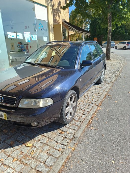 Audi A4 110cv azul escuro