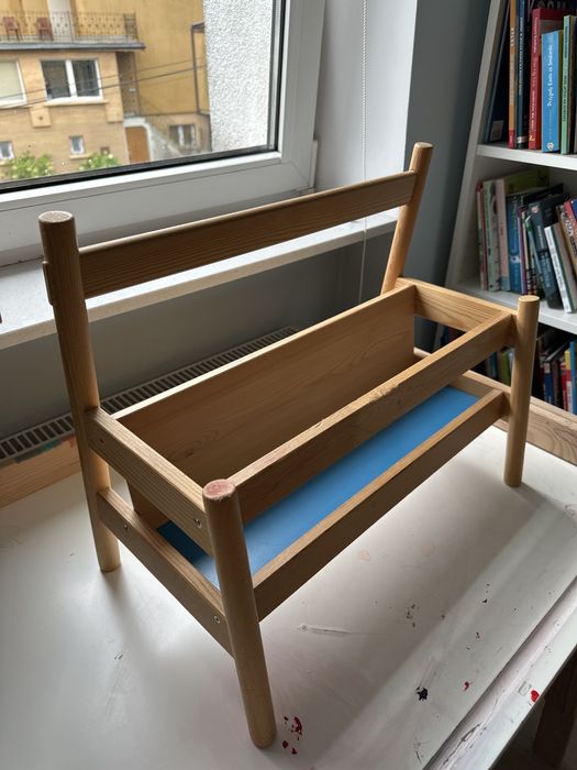 Stojak na ksiazki Ikea