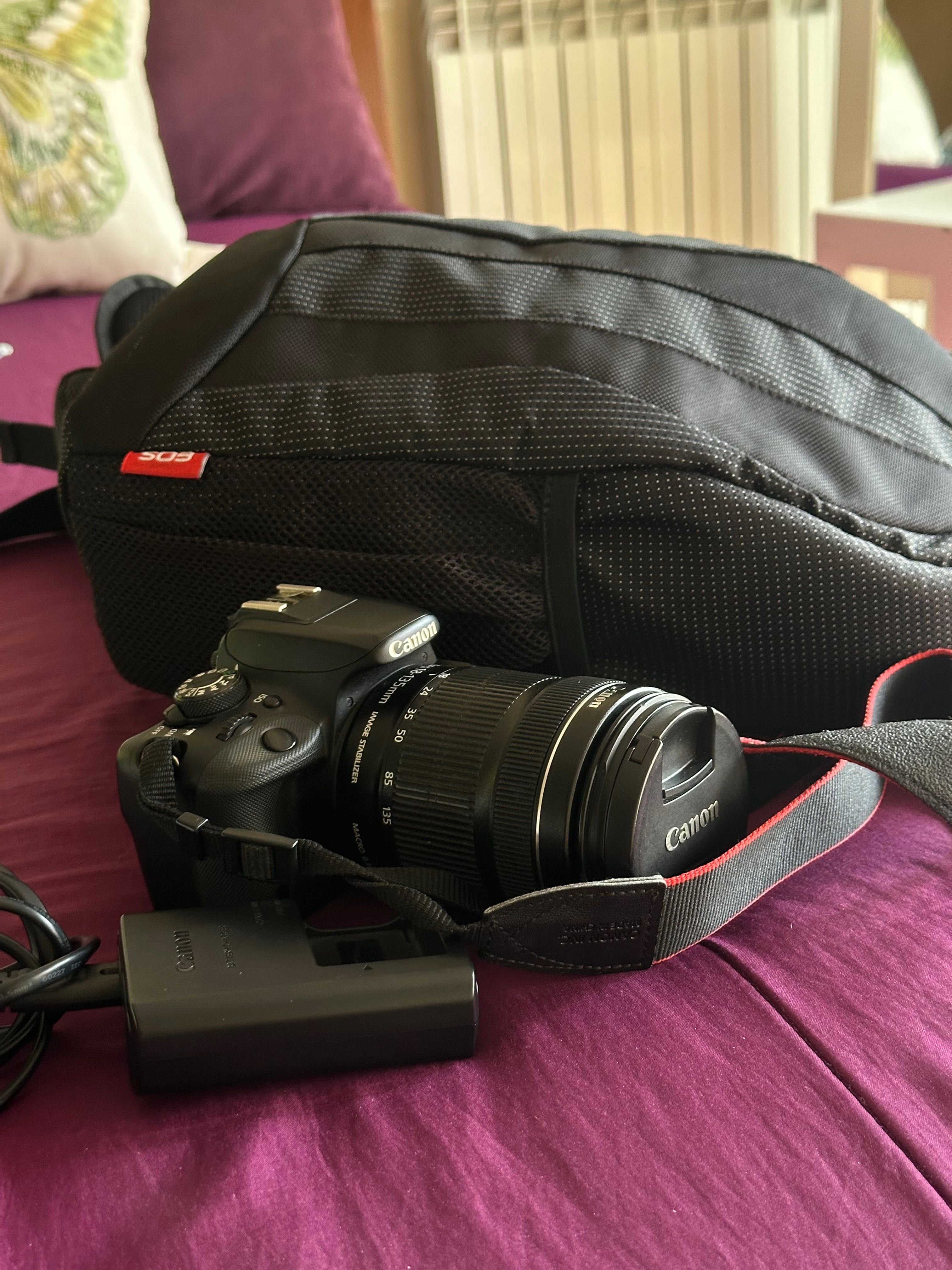 Canon EOS 100D + EFS 18-135mm