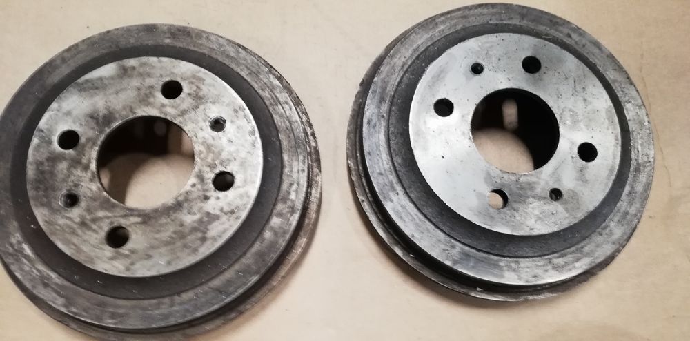 Fiat 126p bębny oryginalne FSM nowe 4 sztuki.