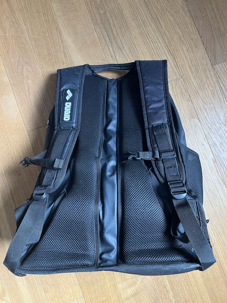 Plecak pływacki arena Fastpack 3.0 40 l dark smoke/neon yellow