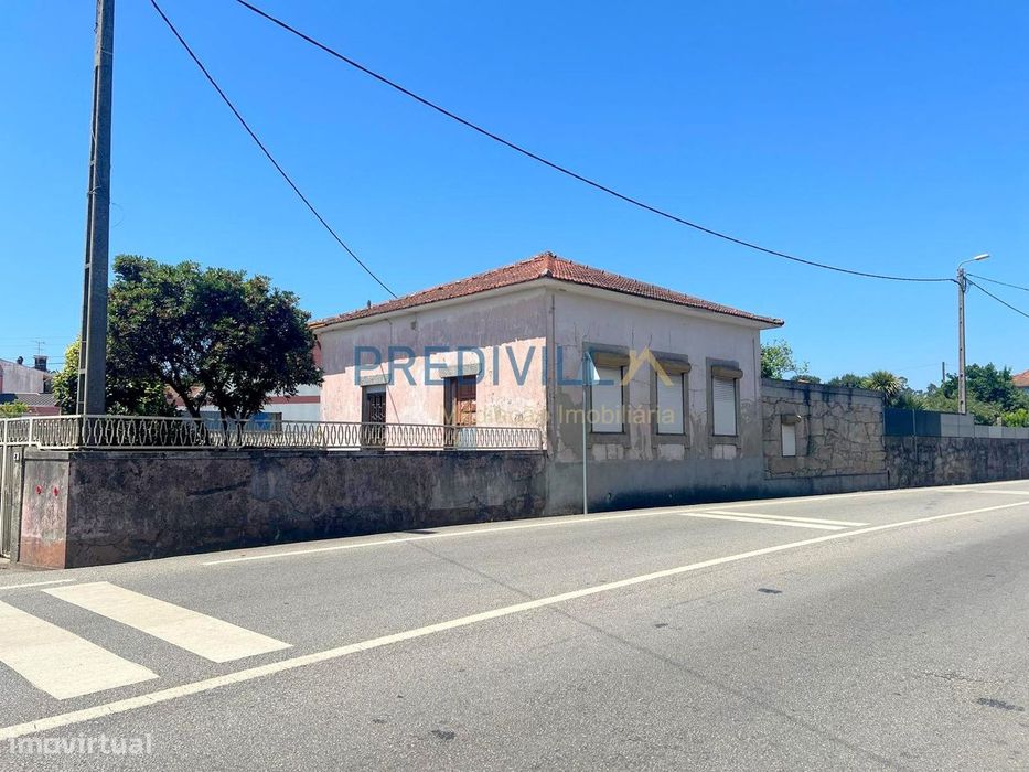 Moradia Devoluta T2 Venda em Castêlo da Maia,Maia