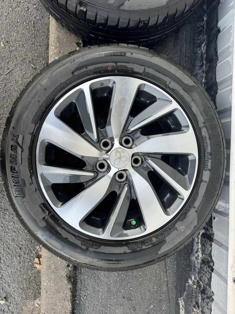 Комплект дисків з резиною 215/60R17 Mitsubishi ASX