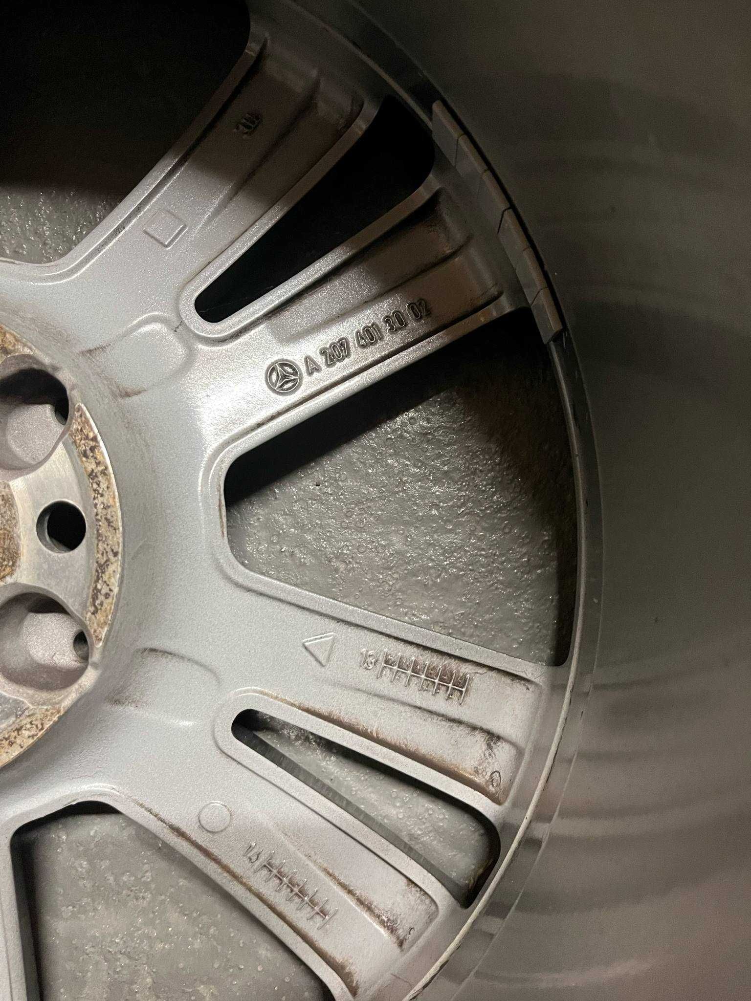 Felgi Mercedes 18 z oponami