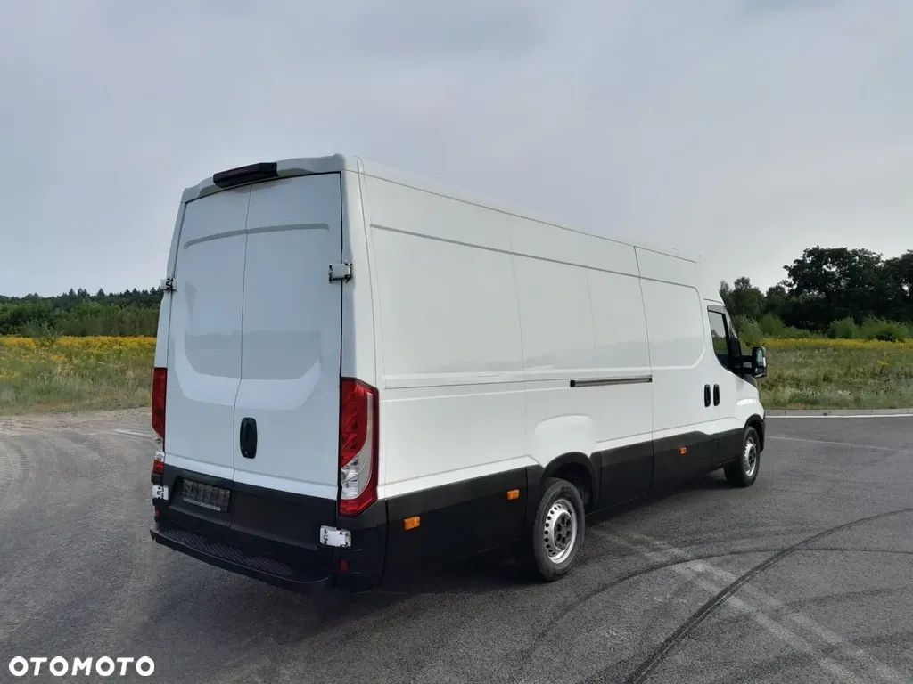 Iveco Daily  35s16 Maxi Blaszak L4H2 Hi-Matic