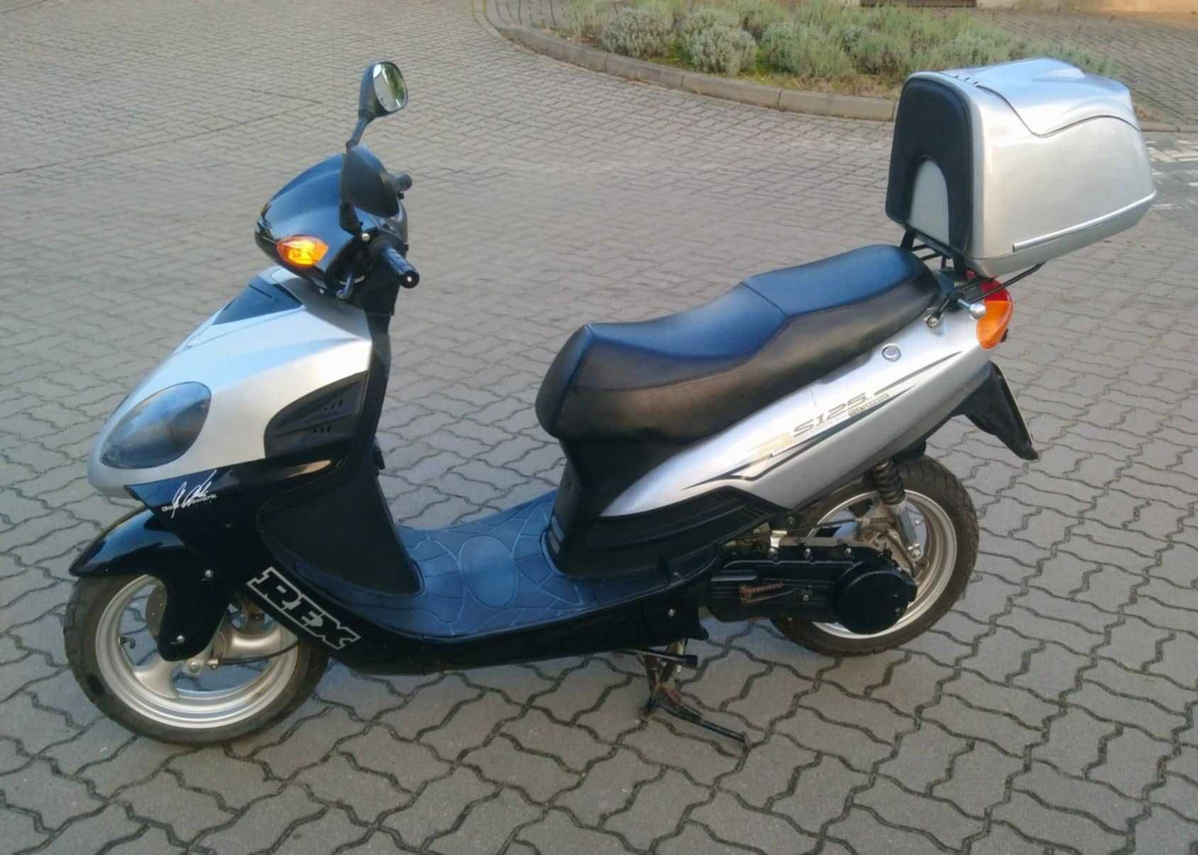 Skuter REX RS125 -  mały przebieg