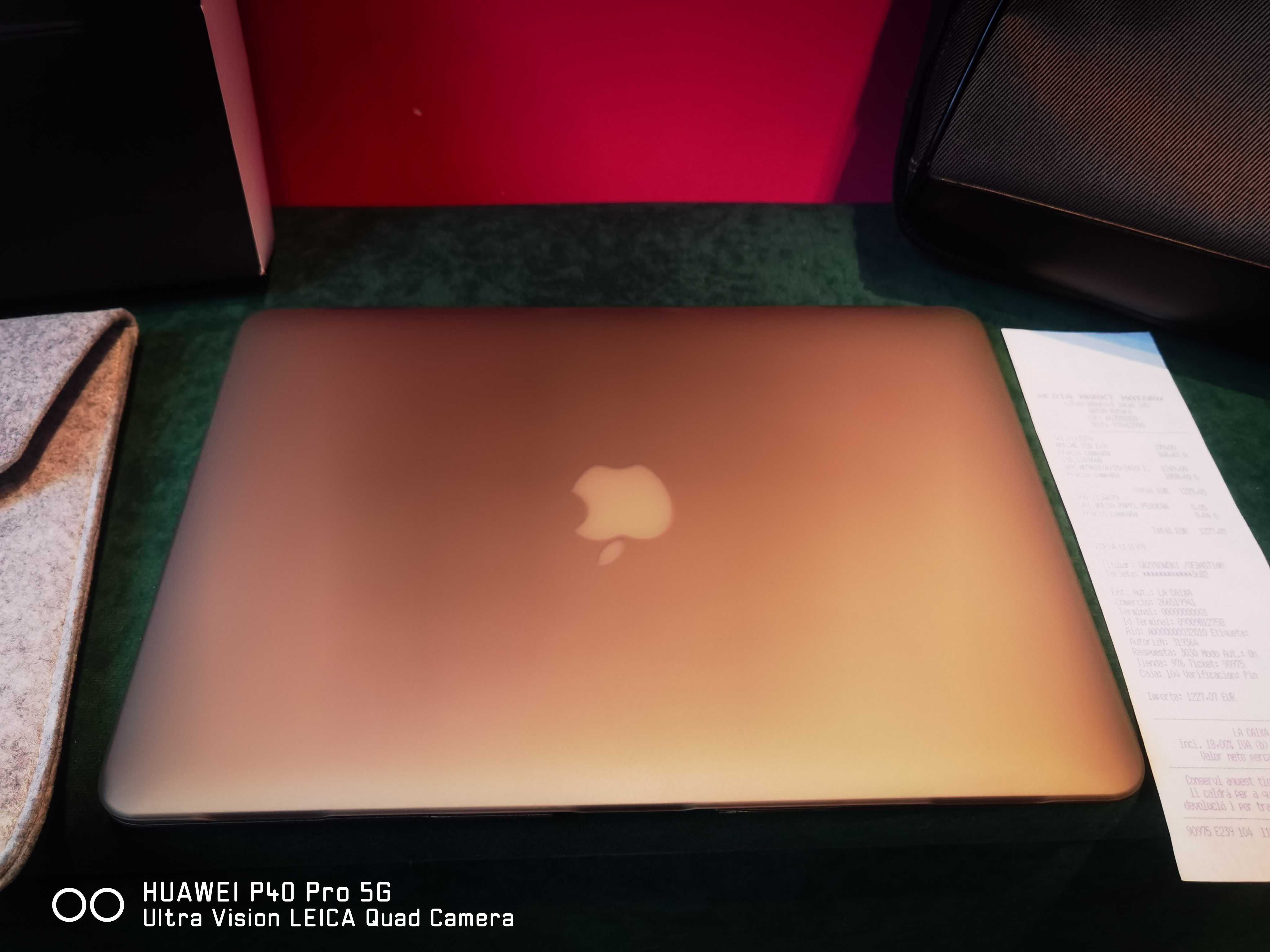 Laptop Apple MacBook Air A1369 13,3 " Intel Core i5 4GB/128GB KOMPLET