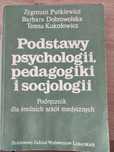 Książka "Podstawy psychologii, padagogiki i socjologii"