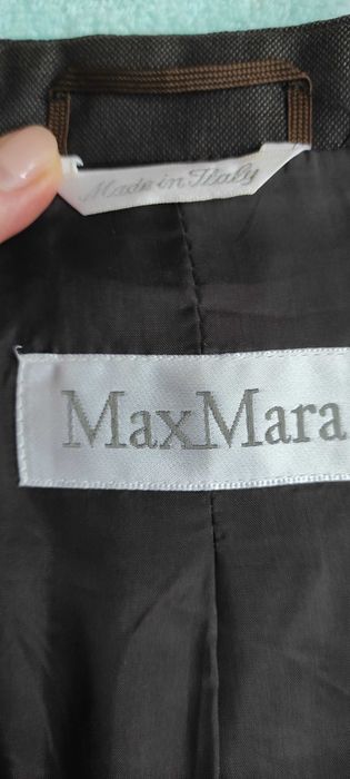 Max Mara – класичний піджак з вовни та шовку