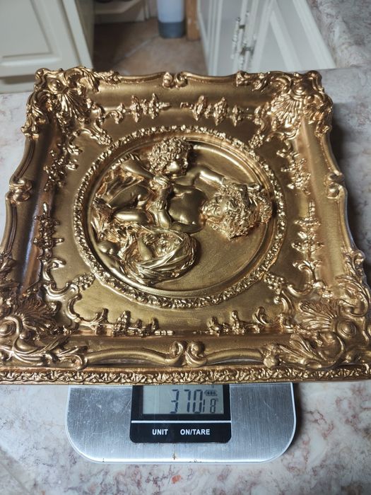 Quadro Dourado com Anjos Barroco.
Quadro decorativo com moldura dourad