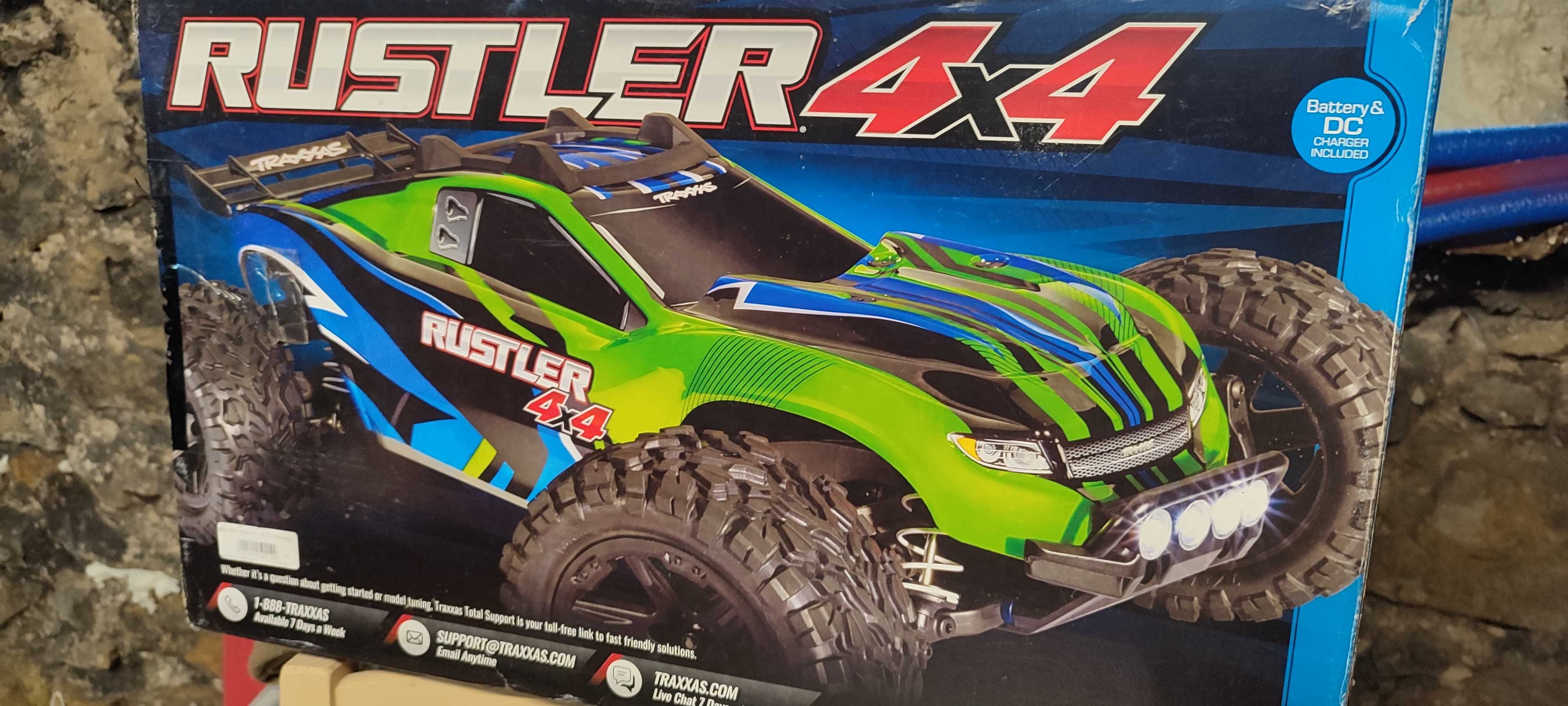 Traxxas Rustler 4x4 hobbywing