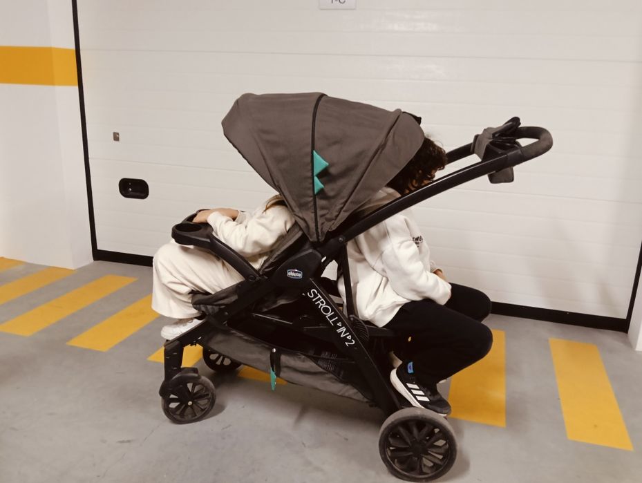 Carrinho Chicco Stroll' in'2 Ideal para 2 crianças  idades diferentes