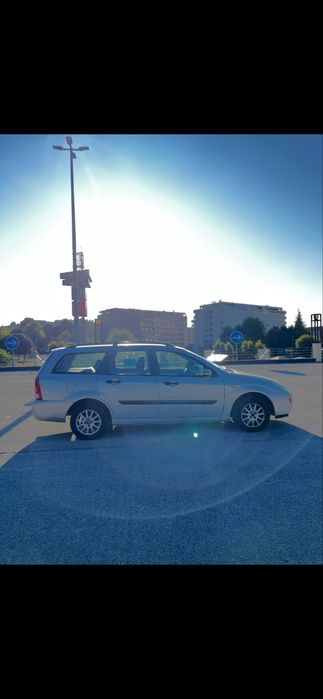 Ford focus 2000