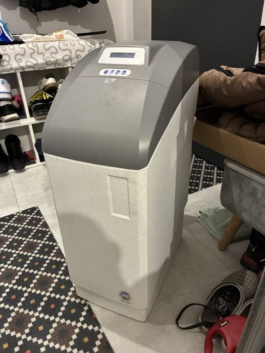 Uzdatniacz / zmiękczacz IQsoft 18 wifi - na części