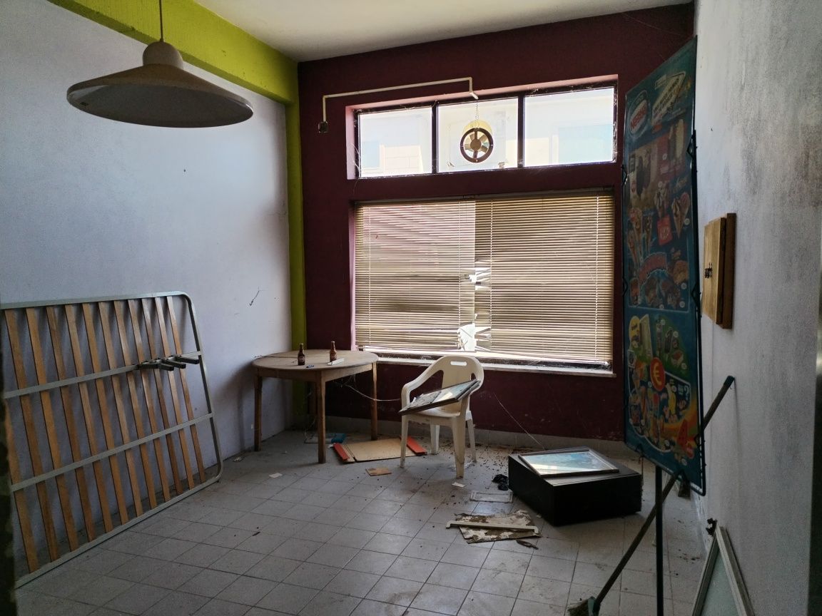 Espaço Loja 200 m2 Bairro do Sardão
