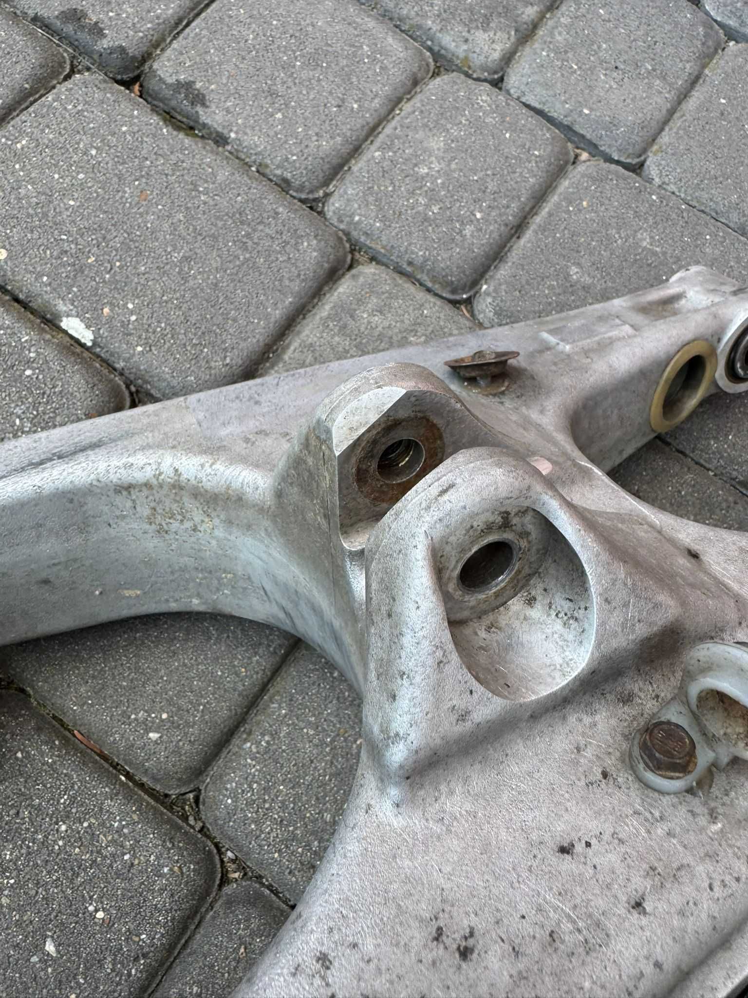 wahacz zawieszenie kiwaka tyl tylna ktm sx 85 / 105 husqvarna tc 85