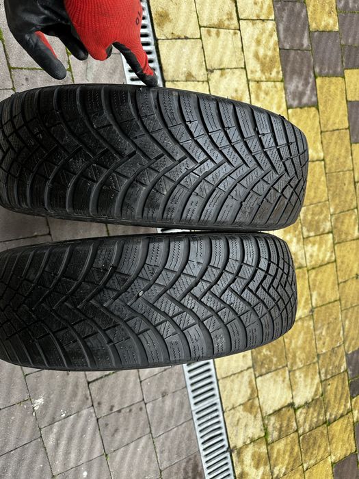 Шини Hankook 205/60r16