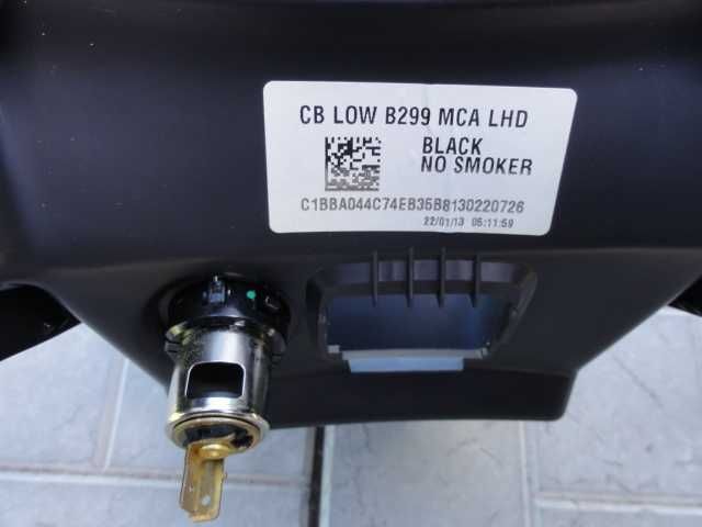 Консоль Ford Fiesta Форд Фиеста