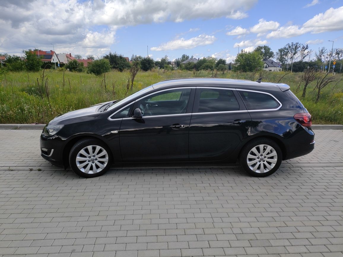 Opel Astra 1.4 Turbo Cosmo 2015r.