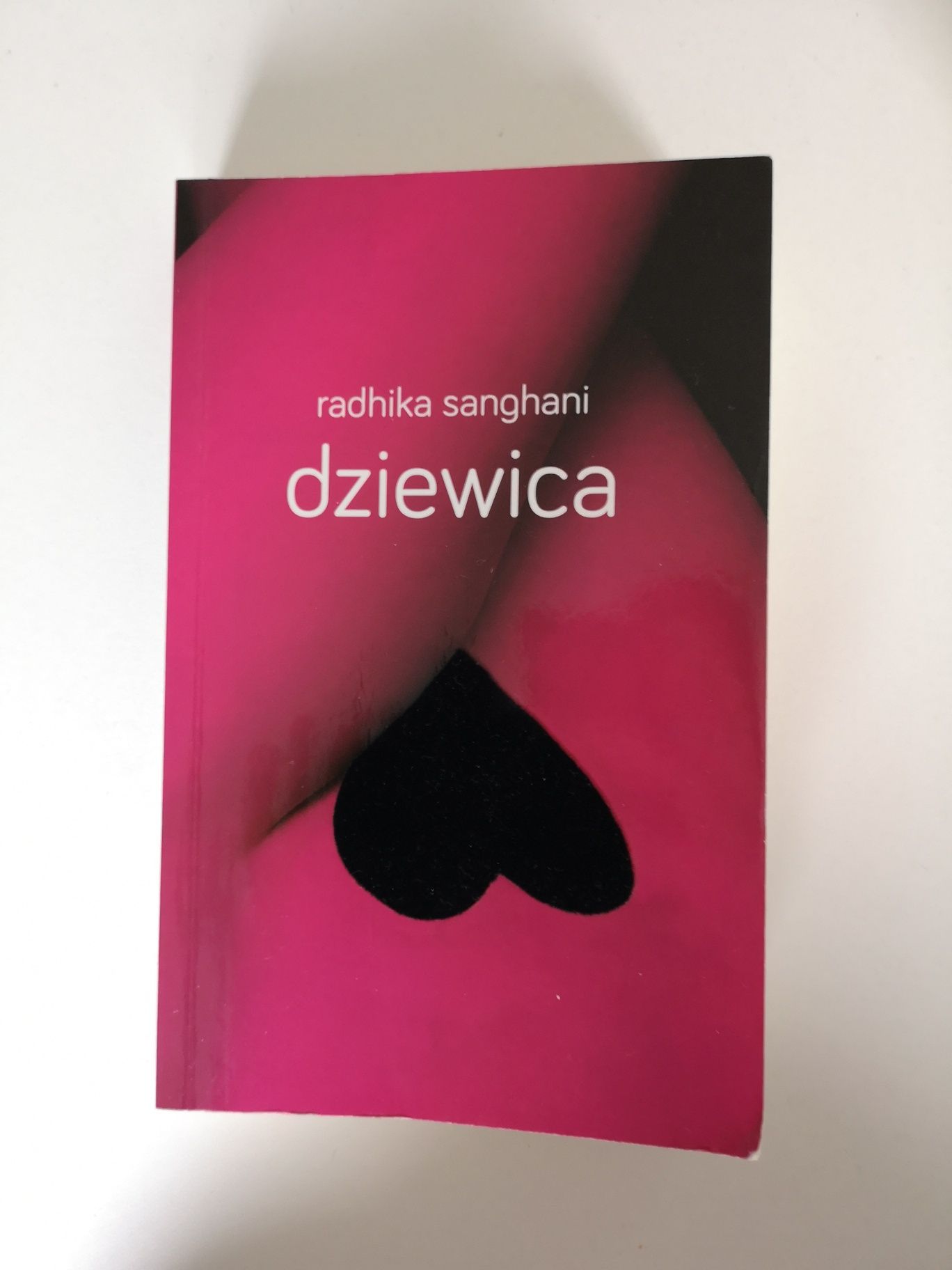 Książka Dziewica Radhika Sanghani