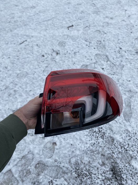 Фара задняя правая led opel astra k  39077377