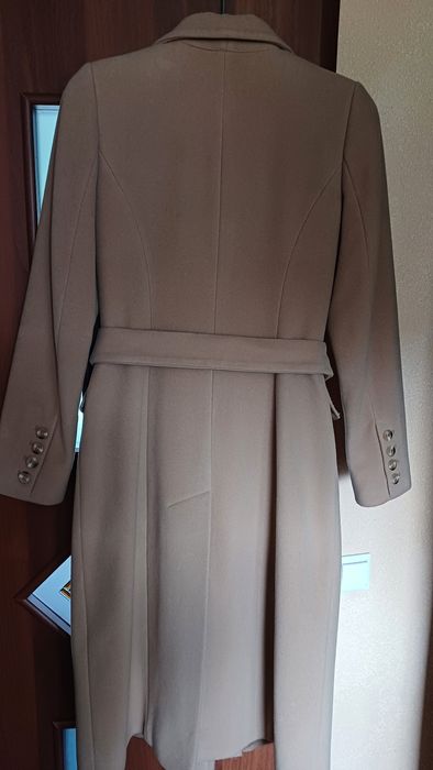 Пальто демісезонне,в хорошому стані,розмір 44