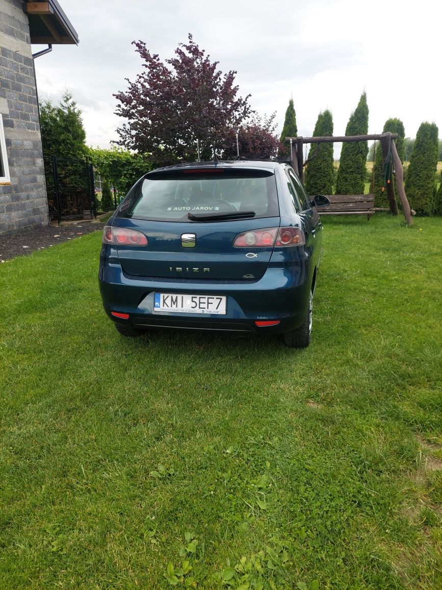 Seat ibiza 3 1.2 12v Lift 2007r przebieg 153tys