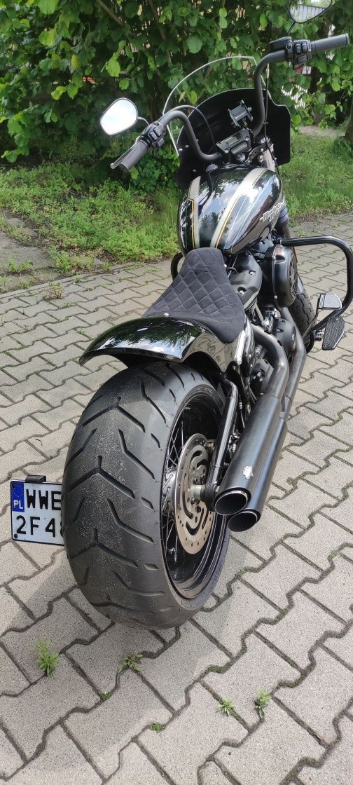 Harley Davidson Custom street Bob 107 FXBB