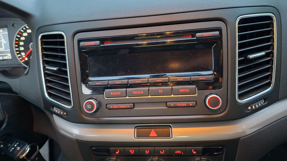 Автомагнітола Bosh 5M0 035 186 J, для авто WV