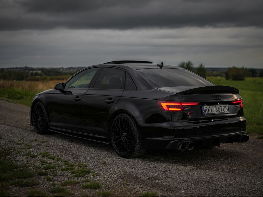 Audi S4 B9 2018r 407km 643Nm Quattro