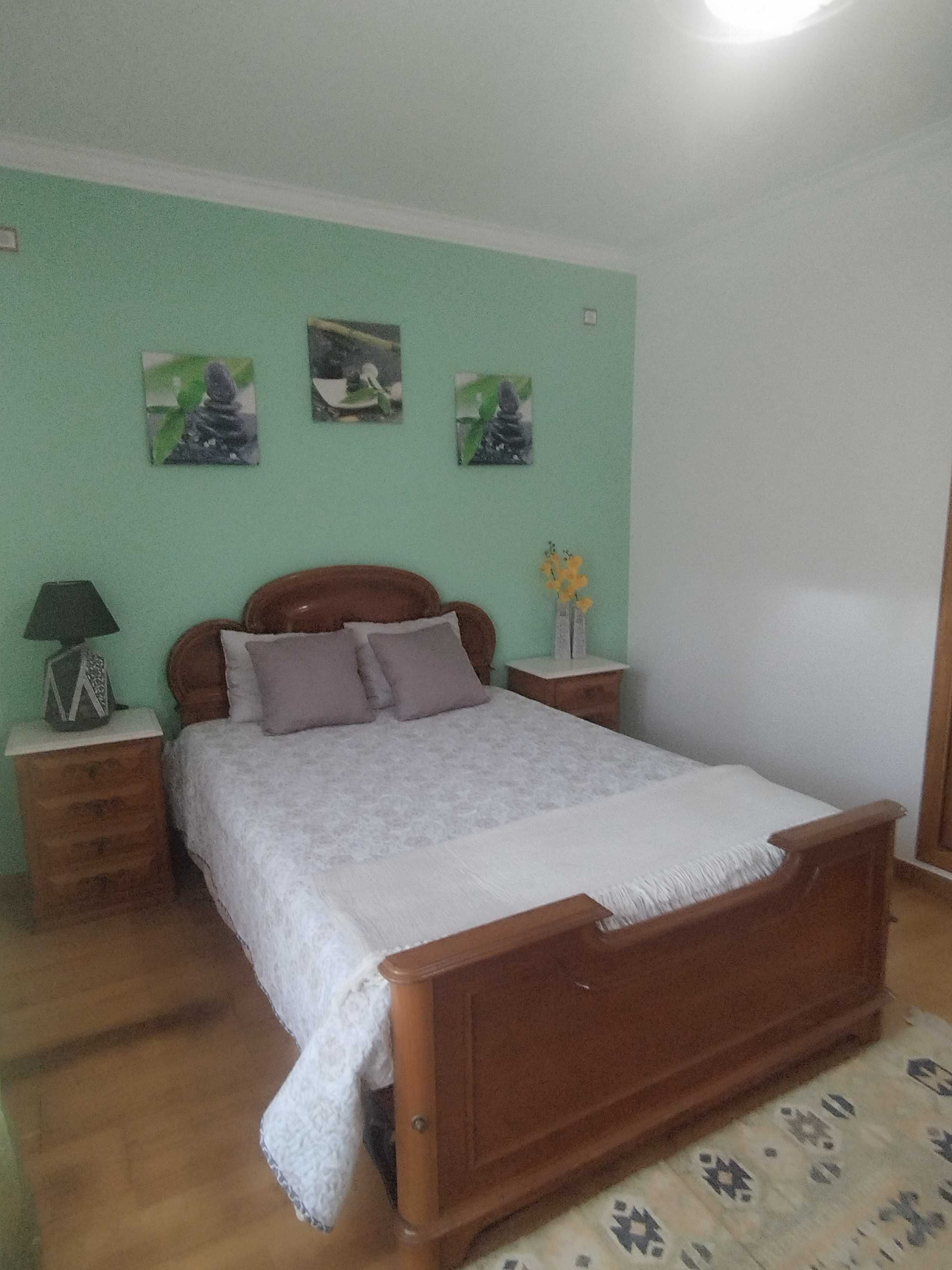 Quarto para alugar apenas a estudante universitário M/F