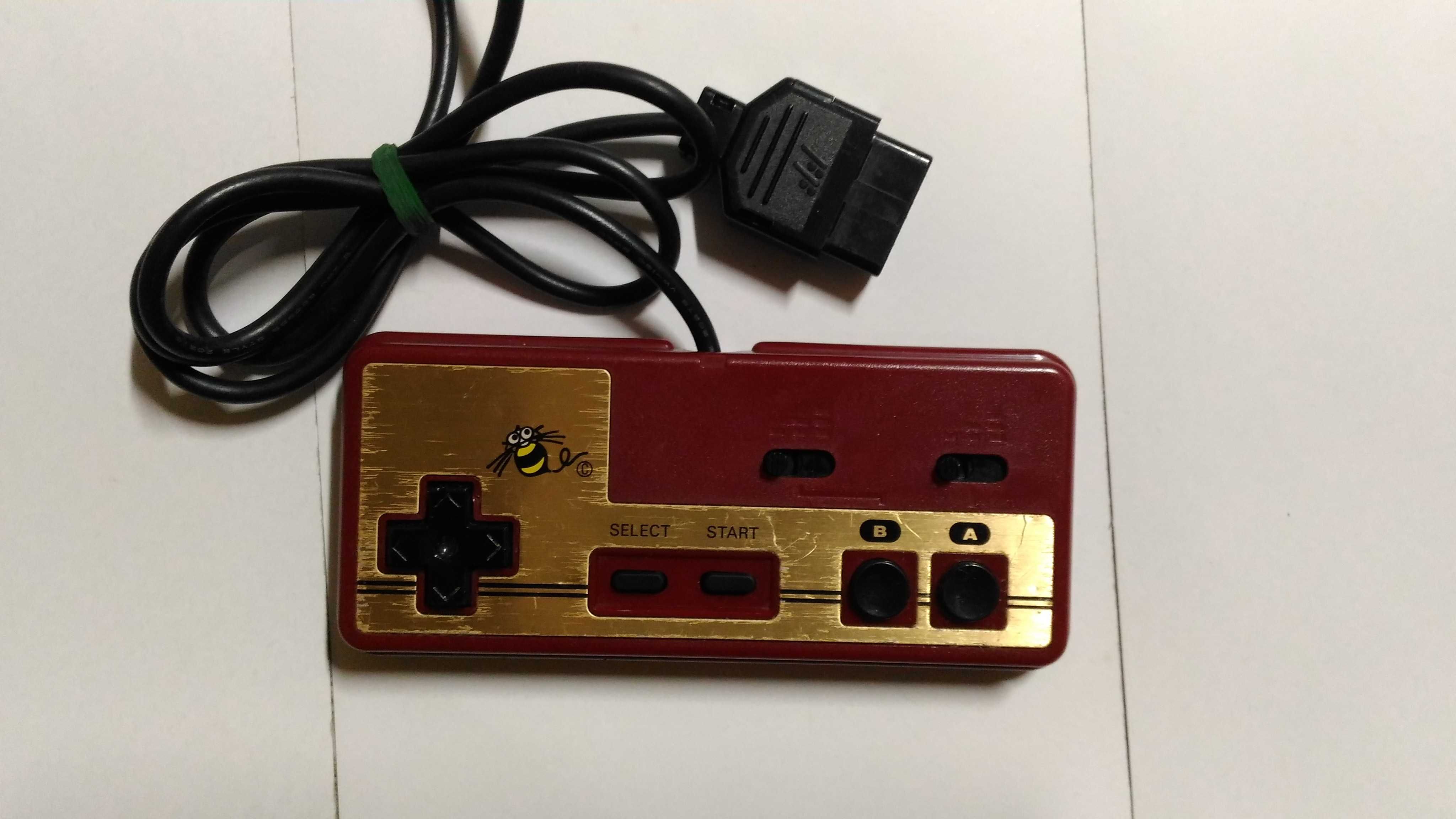 Джойстик Hudson Famicom