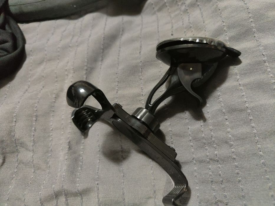 Uchwyt samochodowy do telefonu smartfona stojak na telefon szybę okno