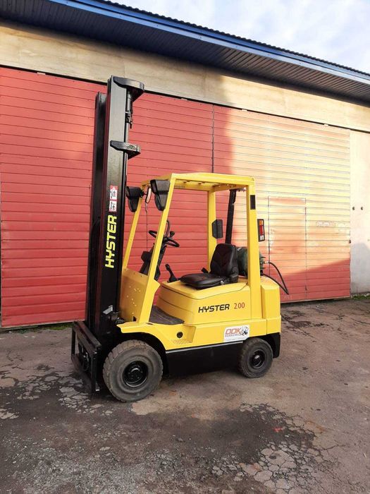 Навантажувач вилковий Hyster 2, 0 т з висотою підйому до 6,6м