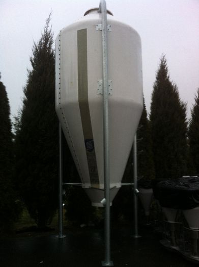 Silos paszowy poliestrowy SIV 8m3; 4,8t