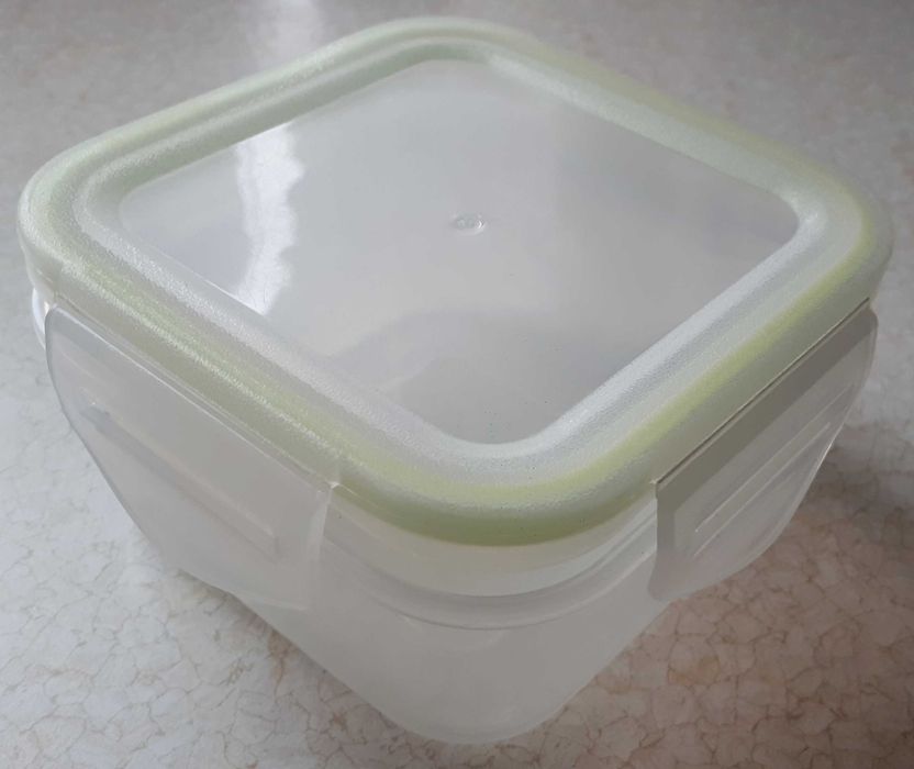 Pojemnik, pudełko na żywność z pokrywką, 300 ml