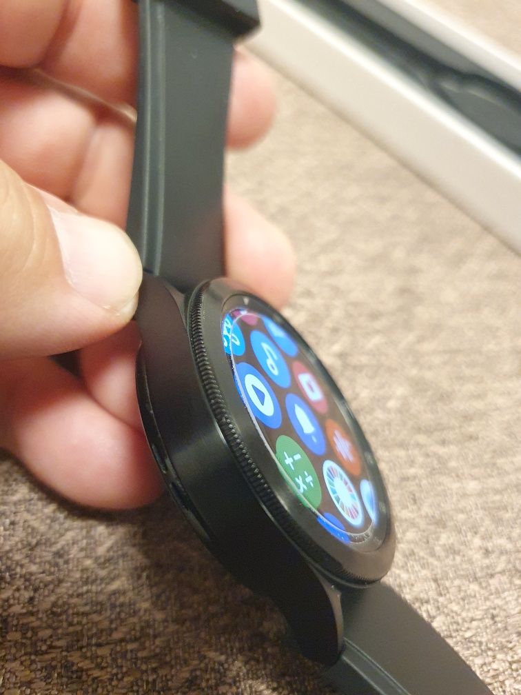 Samsung Galaxy watch 4 classic LTE, 46 мм
