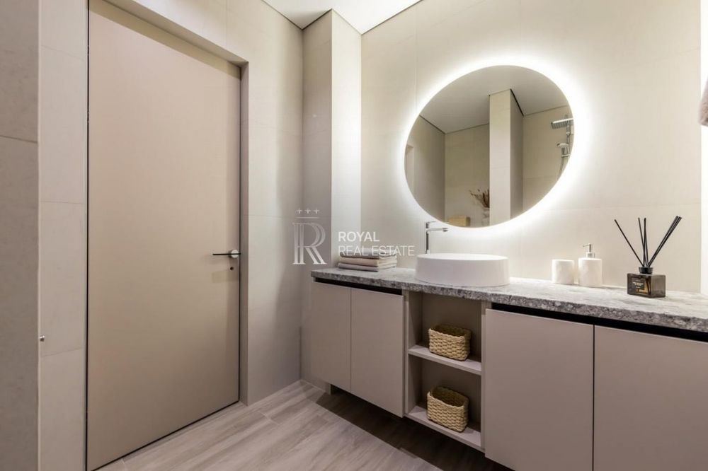 Продаж квартири Київ 2к 43м2 ЖК Новопечерська Вежа вул Михайла Бойчука