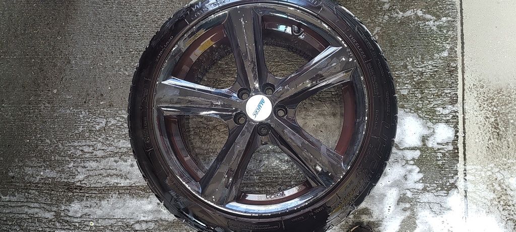 Felgi z oponami 5x100 17r