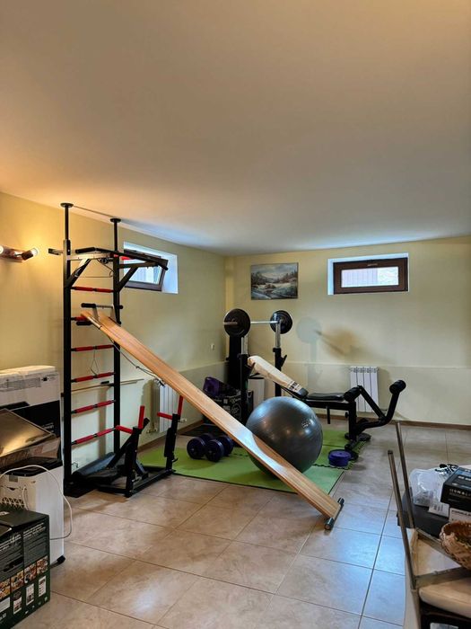 Будинок. Сокільники, вул.Успенська, 20 сот, гараж та гостьовий будинок